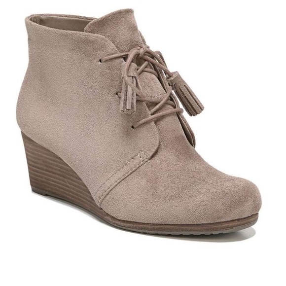 WOMEN'S DR. SCHOLLS DAKOTA WEDGE BOOTIES (WIDE) - Picture 6 of 13